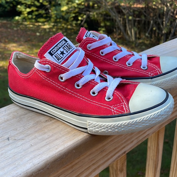 Converse All-Star Low Cut RED Sneakers Size Youth 3 - Picture 2 of 10